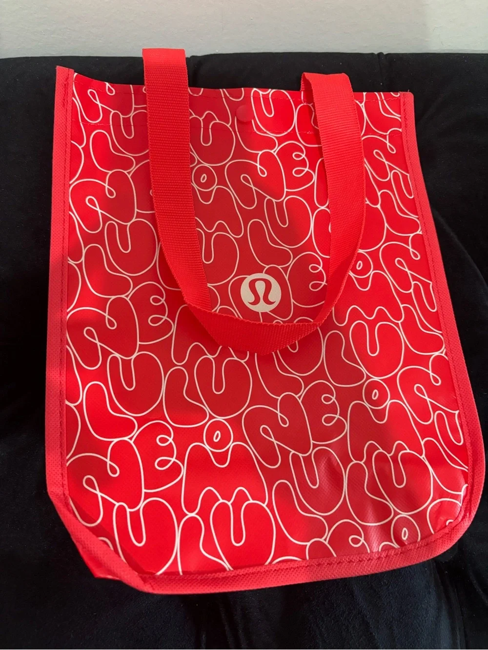 lululemon bags red Everywhere Belt Bag 1L Merlot Red with White Print Lululemon Reusable Shopping Tote Bag